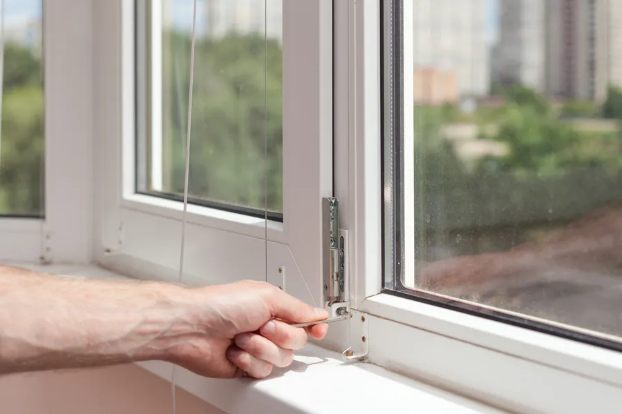 How Window Repair Service Enhances Blind Functionality in Brampton ON How Window Repair Service Enhances Blind Functionality in Brampton ON