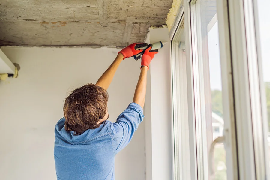 Signs Your Windows Need Re-Caulking for Better Insulation Brampton ON Signs Your Windows Need Re-Caulking for Better Insulation Brampton ON